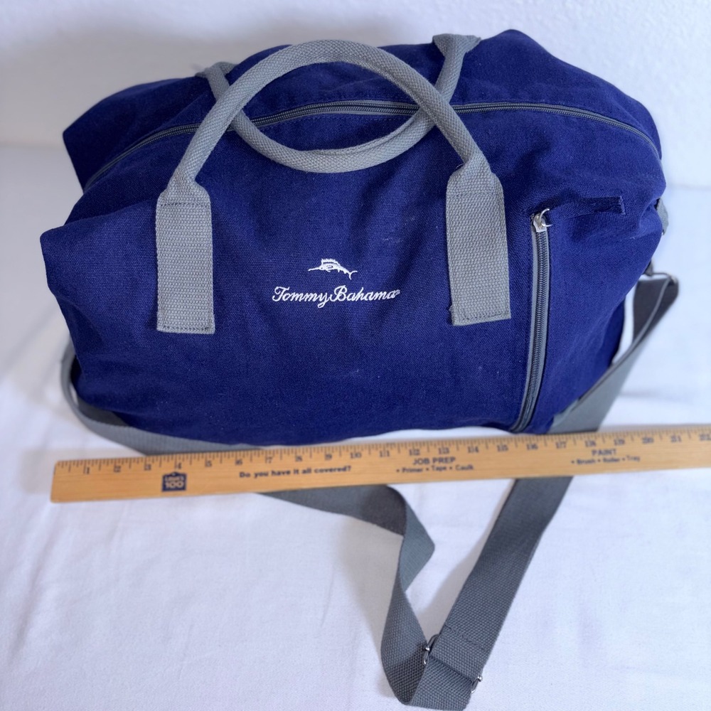 Tommy Bahama Duffel Bag Large Navy Blue Good Canvas Weekender Travel Gym Strap